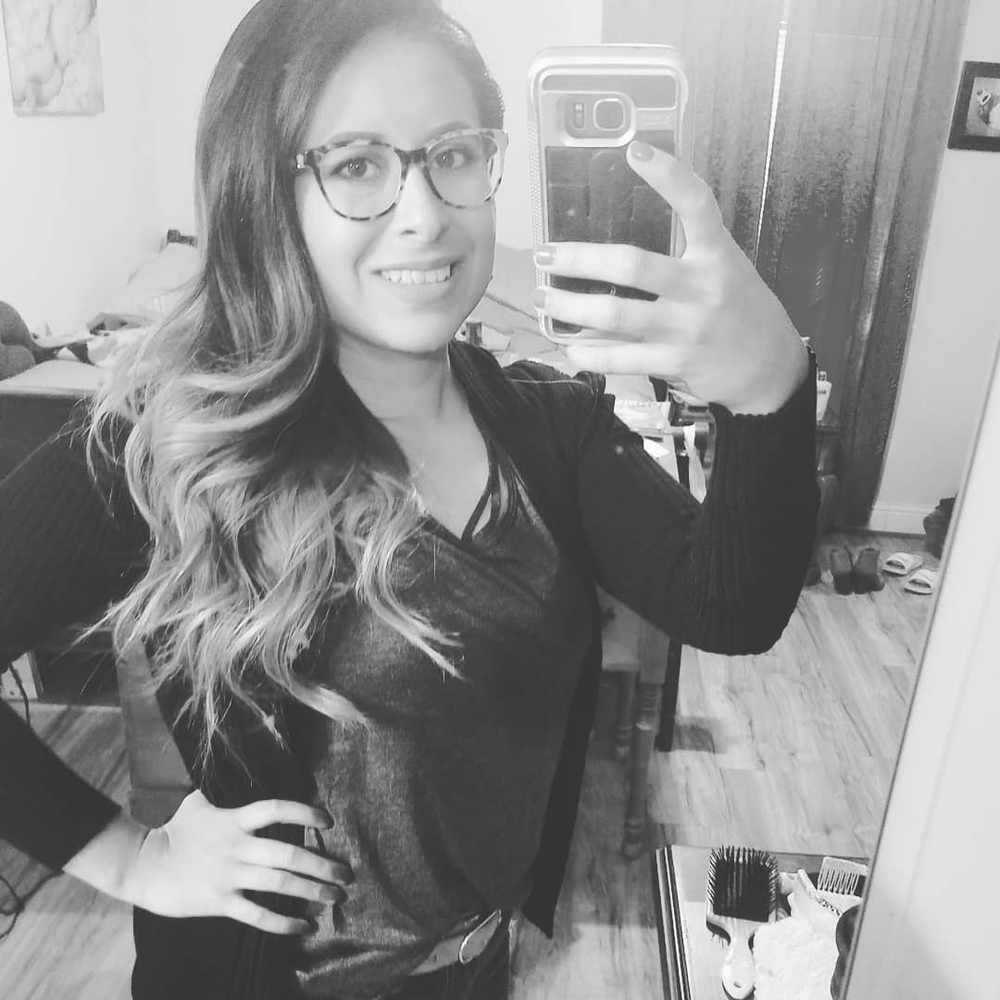 Meet your Posher, Ana